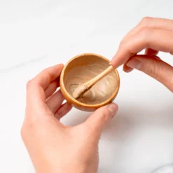 älska Clay Mask – Yellow | 50ml -Wahl Usa Store alska face mask yellow 4 1